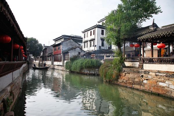 Canalys公布最新科技行业预测，对2024年持乐观态度